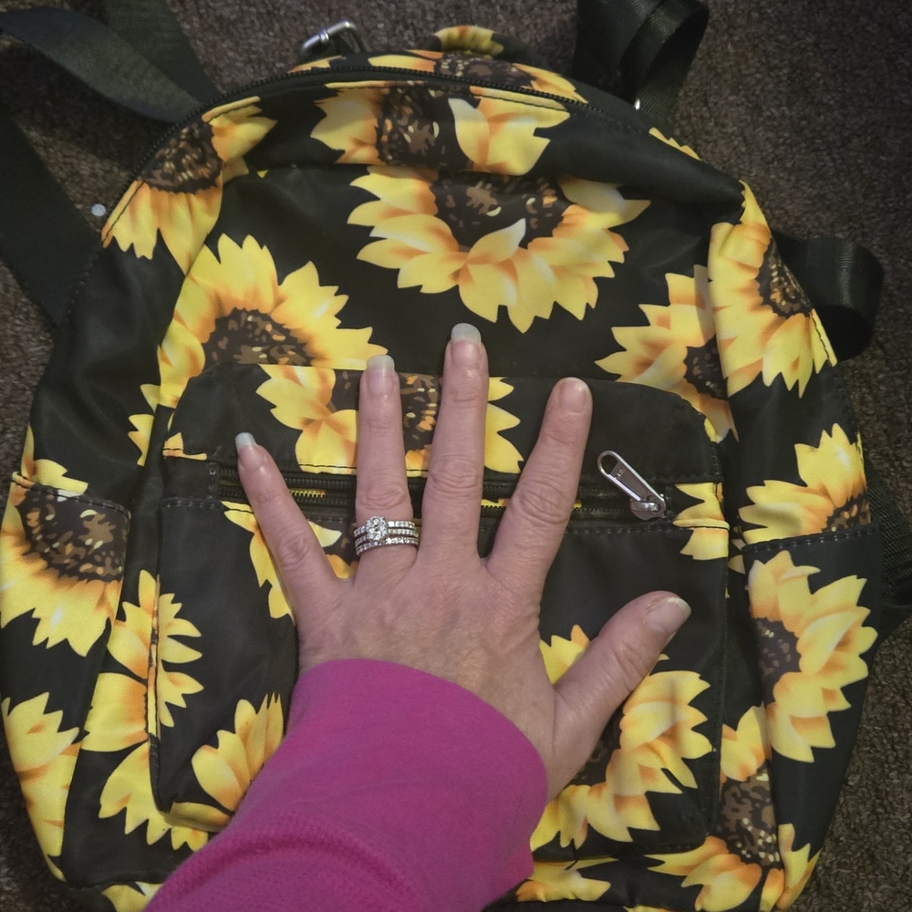 Sunflower Print Backpack - Picture 3 of 3